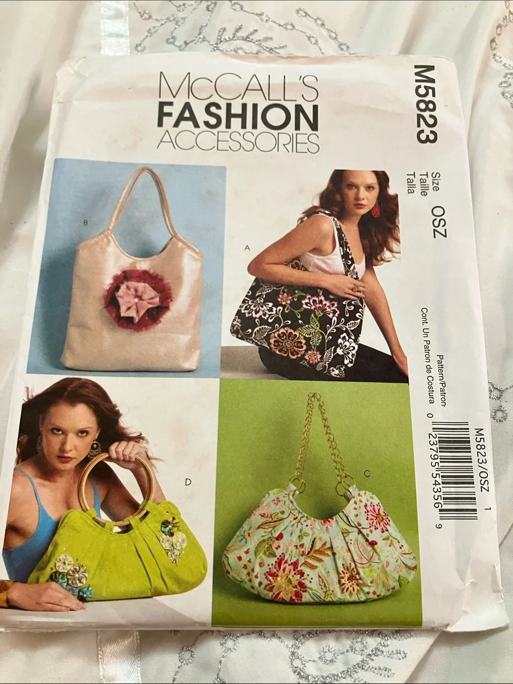 McCall's Fashion Accessories Cream Floral Accent Shoulder Bag